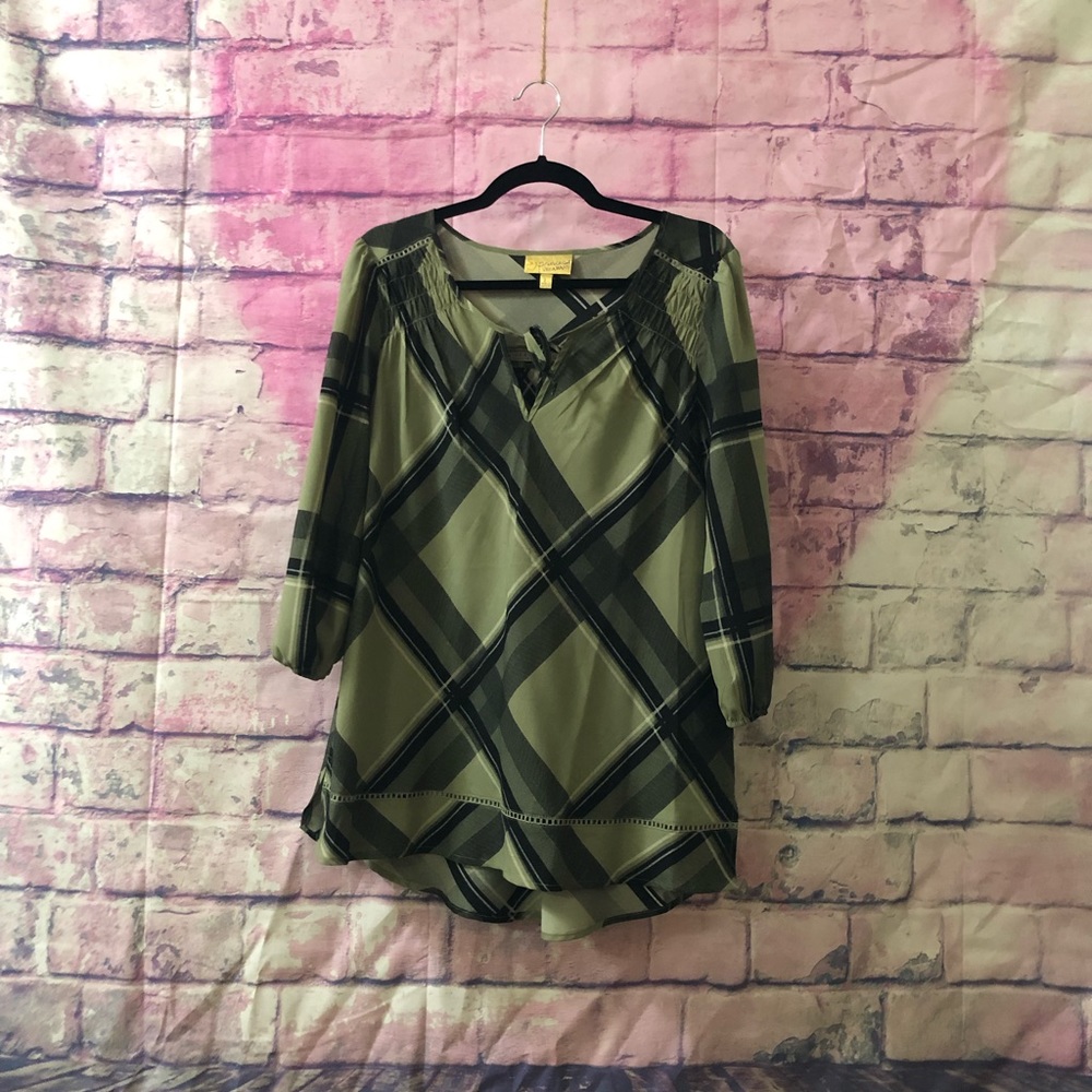 Green Vera Wang Blouse